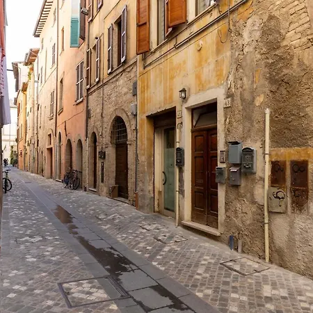 Apartamento Dama Rossa Aparment *